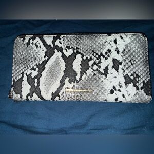 BCBGeneration black and white snakeskin pattern wallet
